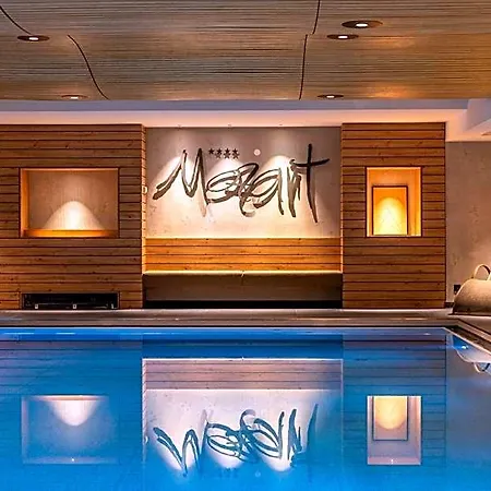 Mozart Otel 4*