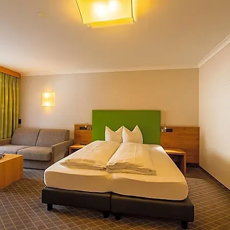 Otel Mozart 4*