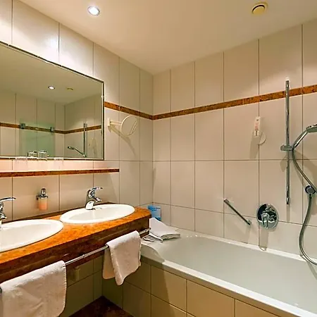 Otel Mozart 4*
