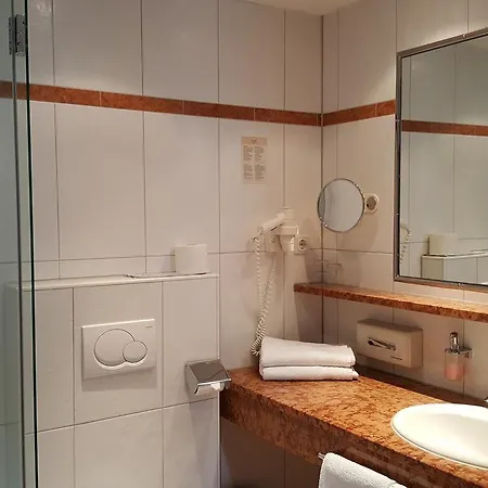 Hotel Mozart 4*
