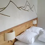 Mozart Hotell