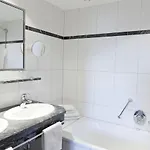 Hotell Mozart 4*